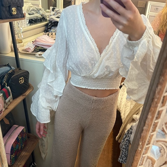 NWT Women’s cream top size medium - Picture 5 of 7